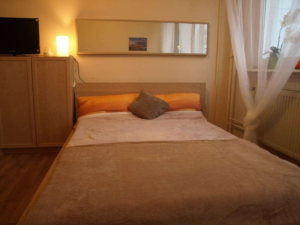 Apartment Rochstrasse Berlin Zimmer foto